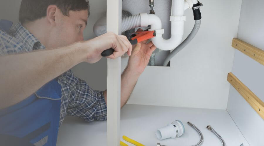 Expert burst pipe repair services in Waialua, HI